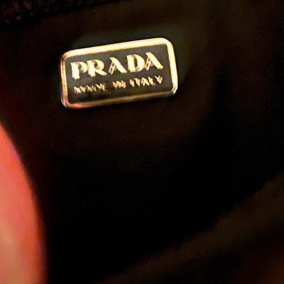 Authentic Prada 99 AW Archive Nylon Logo Drawstring Mini Crossbody Bag - Picture 12 of 16